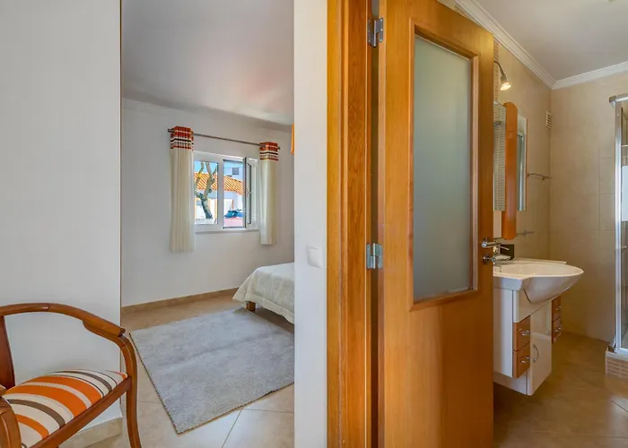 Ancora - Nex To The - Parking - Swimming Pool - By Bedzy *