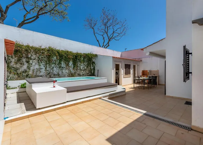 Ancora - Nex To The - Parking - Swimming Pool - By Bedzy アルブフェイラ