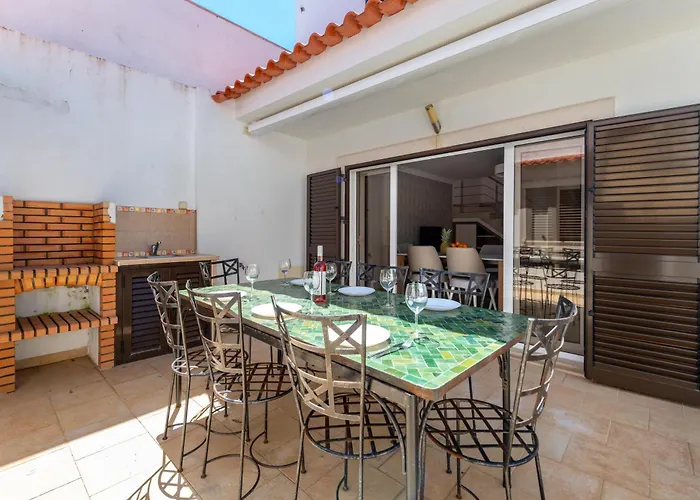 Ancora - Nex To The - Parking - Swimming Pool - By Bedzy アルブフェイラ