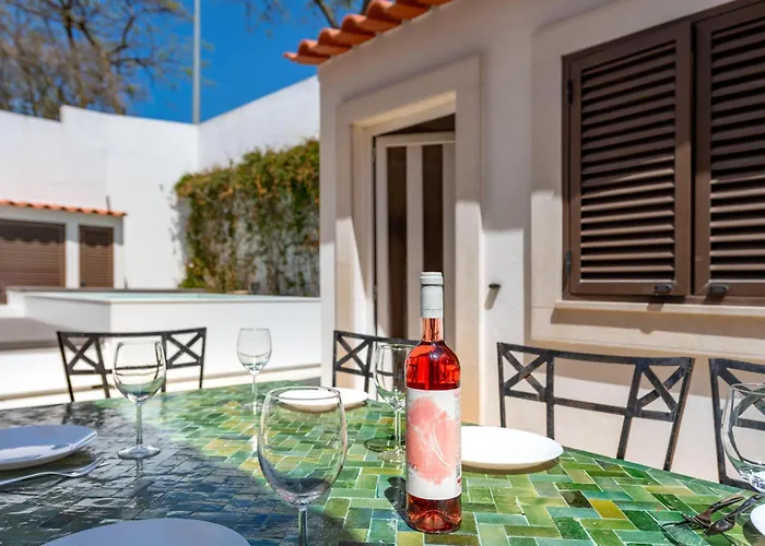 Ancora - Nex To The - Parking - Swimming Pool - By Bedzy ヴィラ