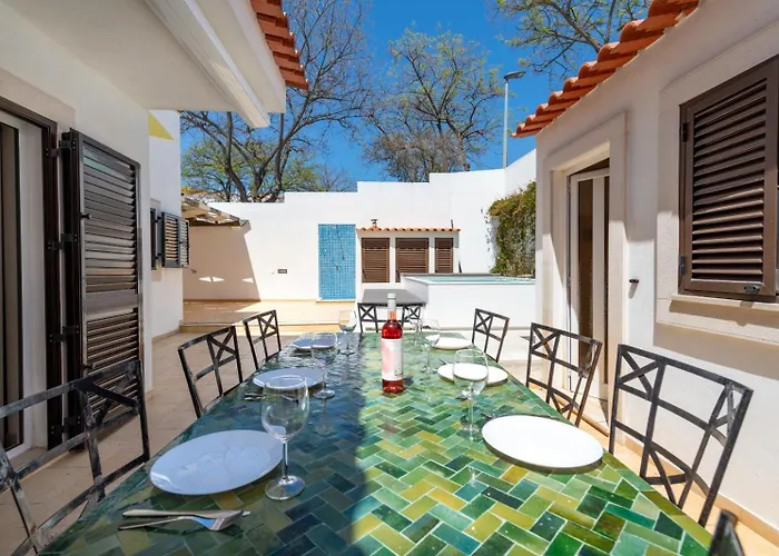 Ancora - Nex To The - Parking - Swimming Pool - By Bedzy ヴィラ アルブフェイラ