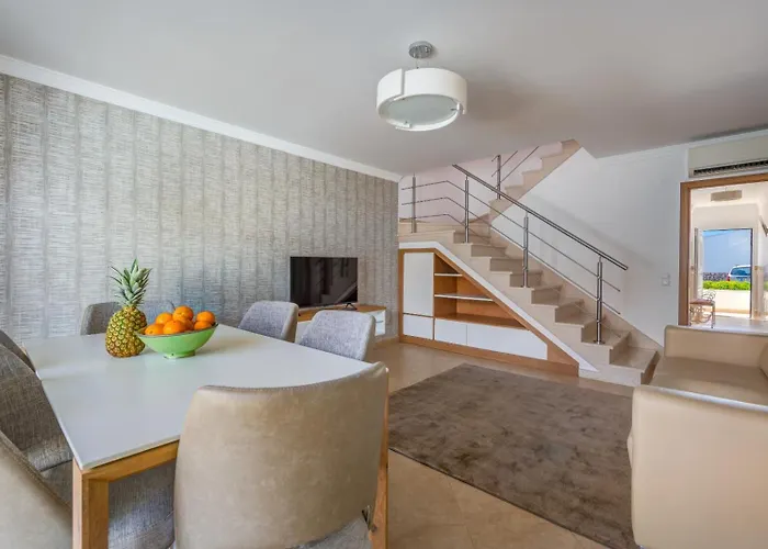 Ancora - Nex To The - Parking - Swimming Pool - By Bedzy *