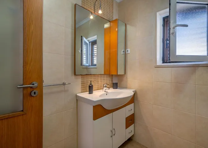 ヴィラ Ancora - Nex To The - Parking - Swimming Pool - By Bedzy