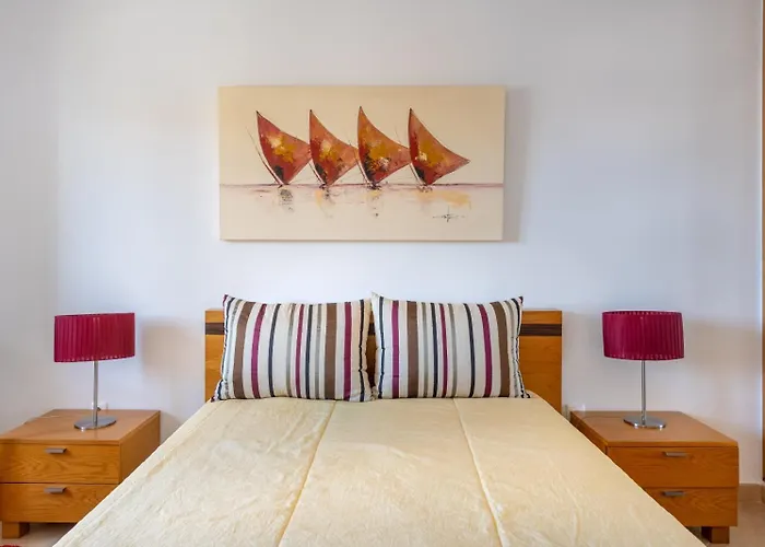 Ancora - Nex To The - Parking - Swimming Pool - By Bedzy *