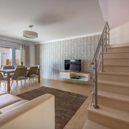 Ancora - Nex To The - Parking - Swimming Pool - By Bedzy