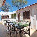 Villa Ancora - Nex To The - Parking - Swimming Pool - By Bedzy Albufeira